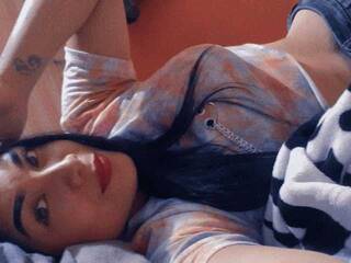 Erotic video chat Francia-Baudi