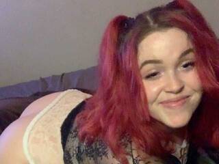 Erotic video chat Frecklez