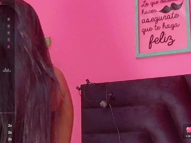 Broadcast screenshots friendsmom