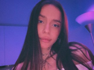 Erotic video chat MiaMiller