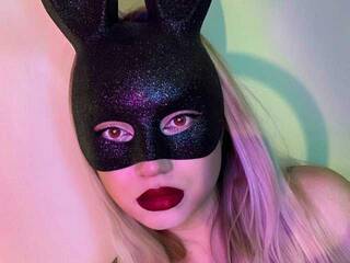 Erotic video chat FunnyBBunny