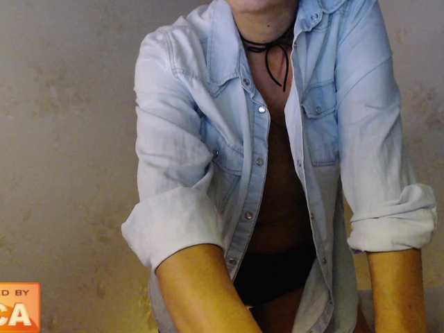 Broadcast screenshots CallMeGaby