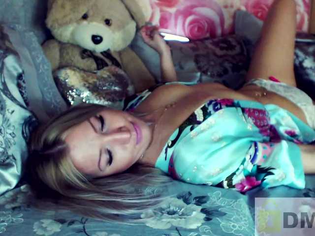 Broadcast screenshots AWgirl
