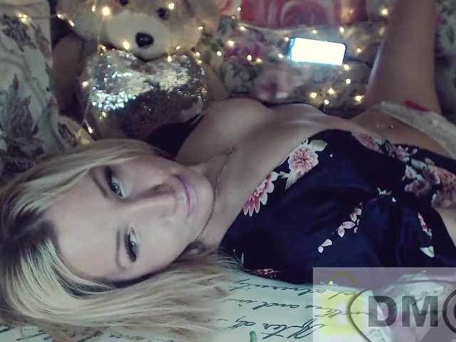 Broadcast screenshots AWgirl