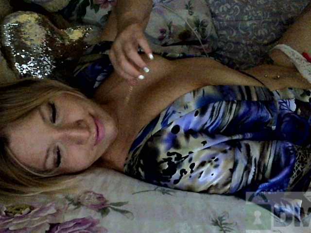 Broadcast screenshots mimi_