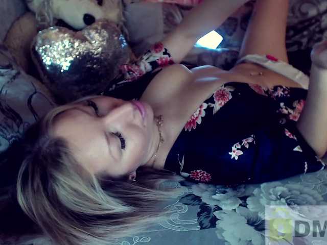 Broadcast screenshots mimi_