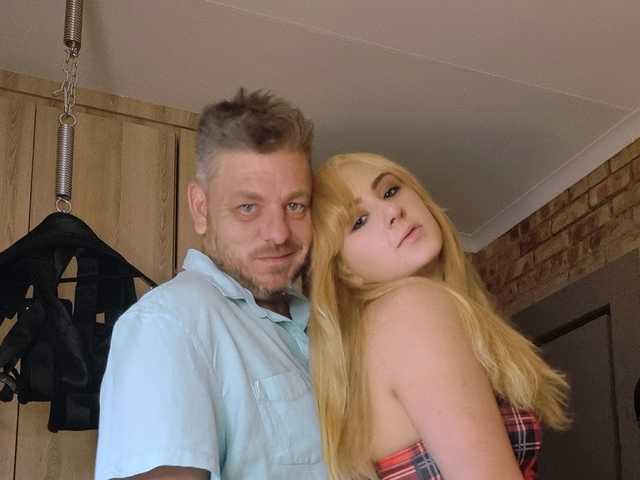Photo of the profile coupleOFgems
