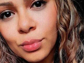 Erotic video chat Genesis-white