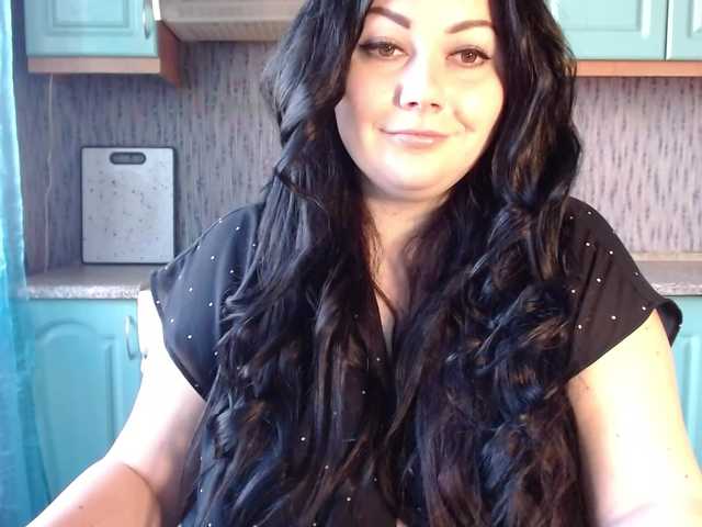 Broadcast screenshots genevieva