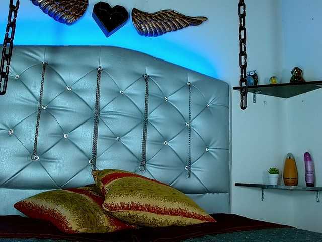 Broadcast screenshots gianna-ferrer