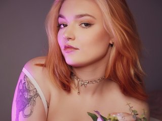 Erotic video chat GingerLisa