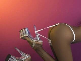 Erotic video chat GinnaBolton