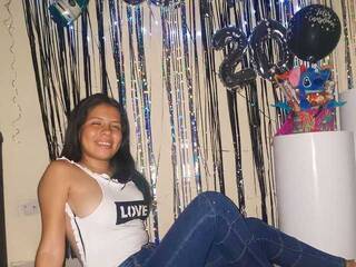 Erotic video chat Giselle5