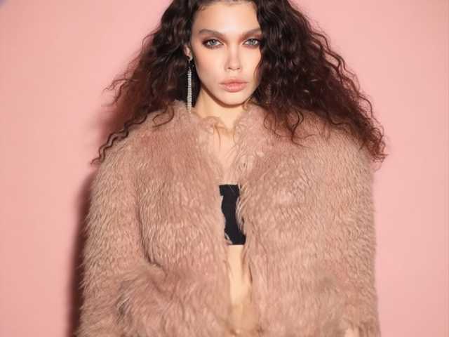 Photo of the profile GlamModelHoney