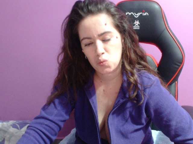 Broadcast screenshots GldSquirt23