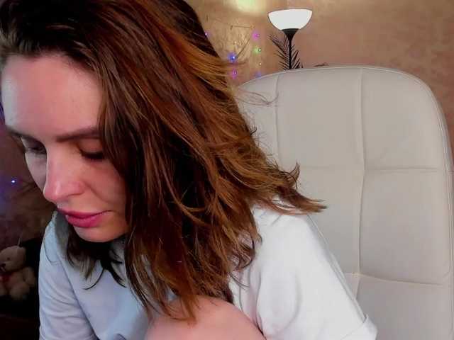 Broadcast screenshots gloriawoo