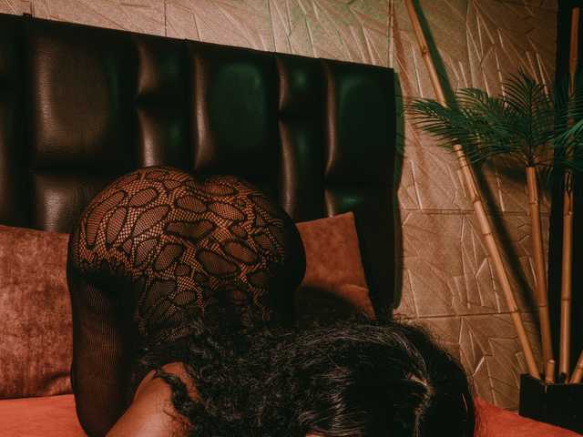 Photo of the profile godessebony