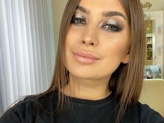 Erotic video chat goldengirll