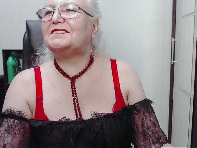 Broadcast screenshots GrannyWants