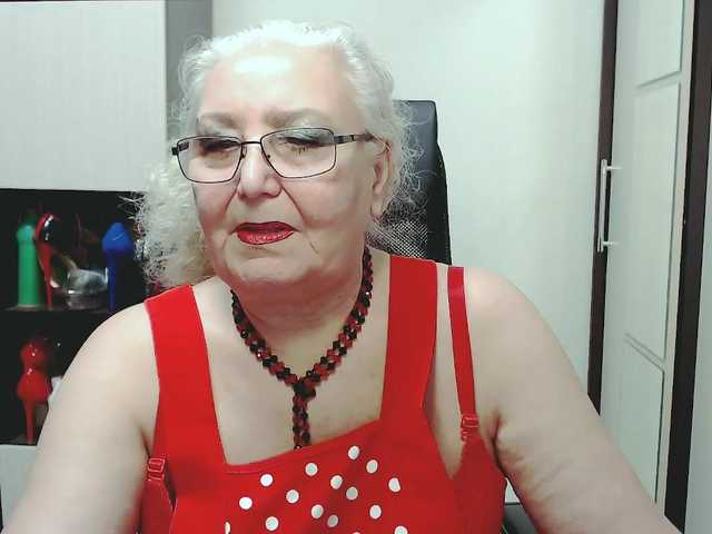 Broadcast screenshots GrannyWants
