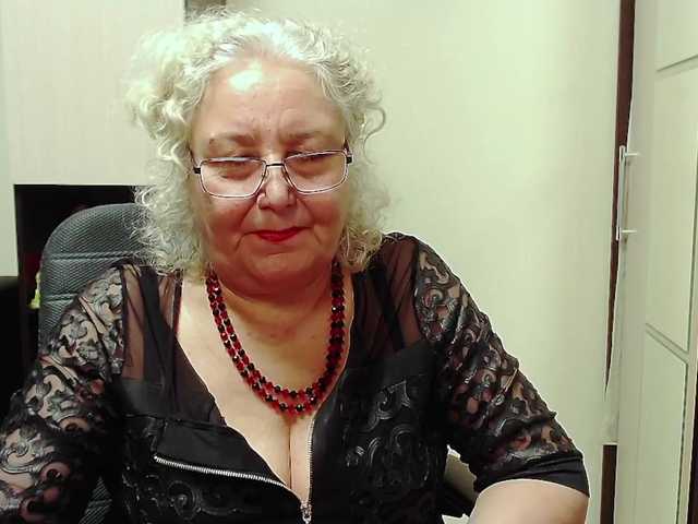 Broadcast screenshots GrannyWants