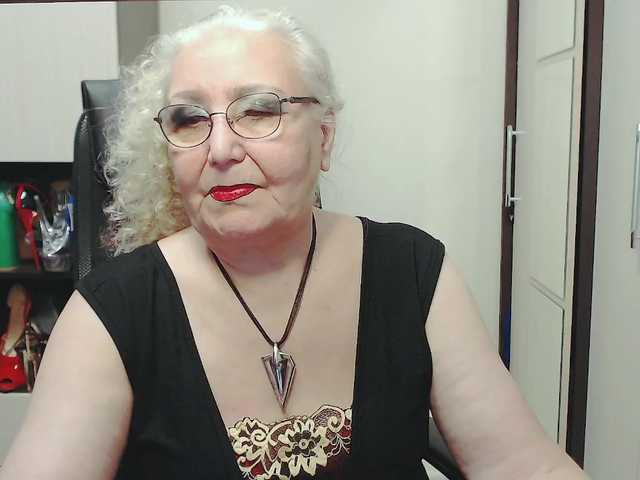 Broadcast screenshots GrannyWants
