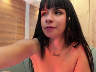 Erotic video chat GummyLuv