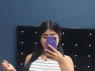 Erotic video chat HannaEvanss