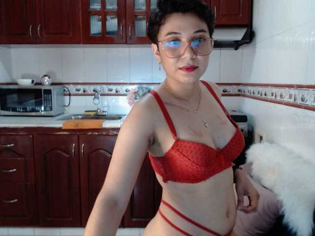 Broadcast screenshots hannawatson