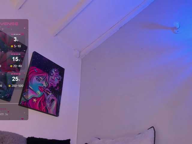 Broadcast screenshots HanahRoss