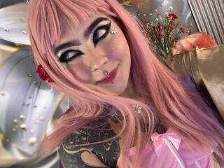 Erotic video chat hannybluee