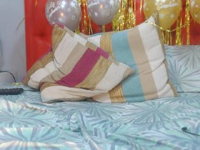 Broadcast screenshots HarleyDaniel