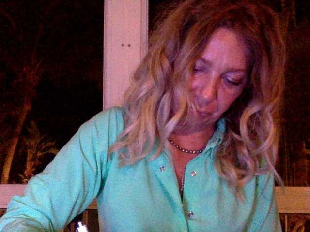 Broadcast screenshots HarleySummers