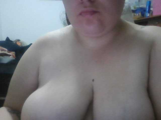 Broadcast screenshots Helennlondonn