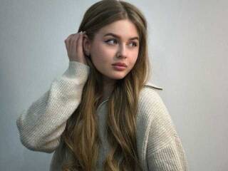 Erotic video chat HeyBelly