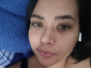 Erotic video chat HeyiamLuna