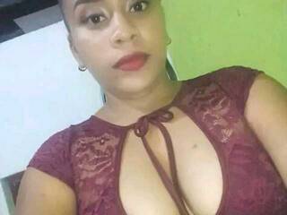 Erotic video chat HiilaryRomero