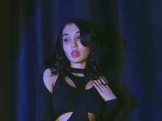 Erotic video chat HinaChan