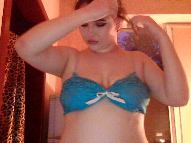 Broadcast screenshots HOLLYPIPPY