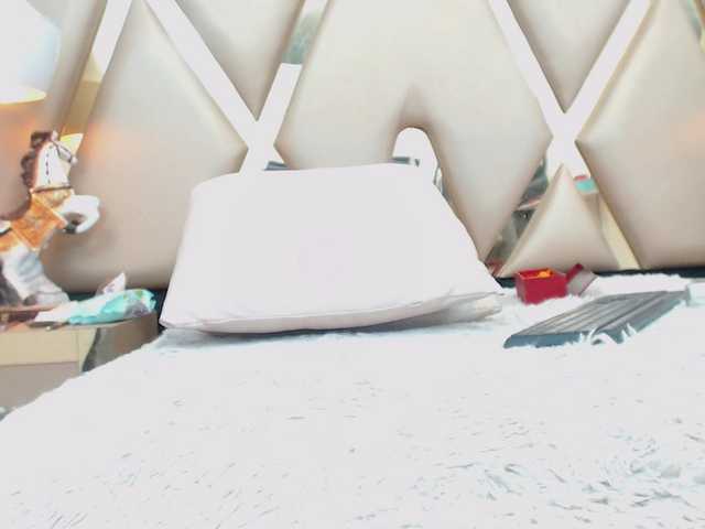 Broadcast screenshots hollyrowland
