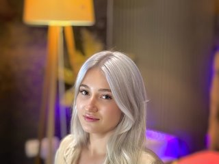 Erotic video chat HollyTaillor