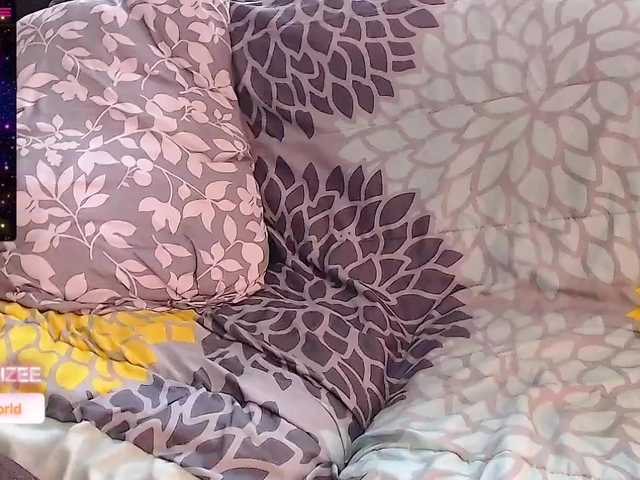 Broadcast screenshots _Little_Alizee_x