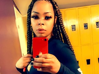 Erotic video chat Honeiii