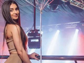 Erotic video chat honey1313