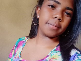 Erotic video chat Honeyhoney3