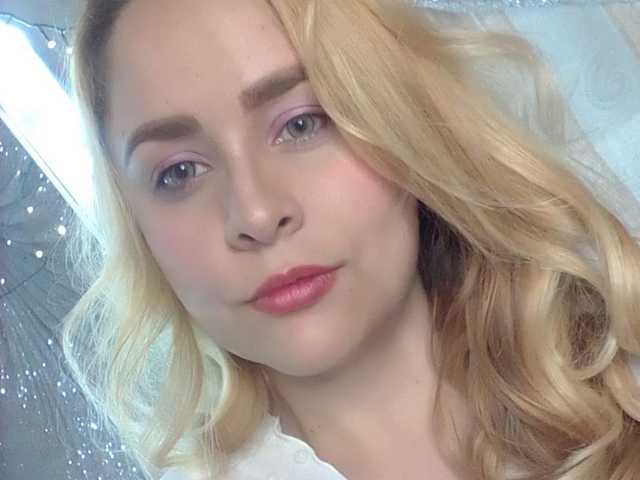 Photo of the profile HoneyHot