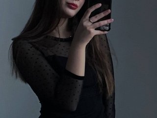 Erotic video chat Honeyy-beee