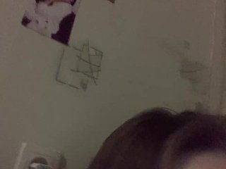 Erotic video chat Honeyy-beee