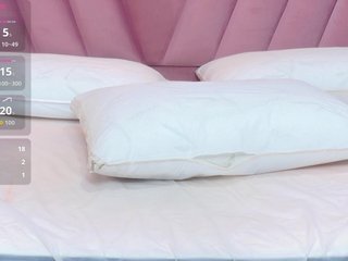 Erotic video chat horny18girl