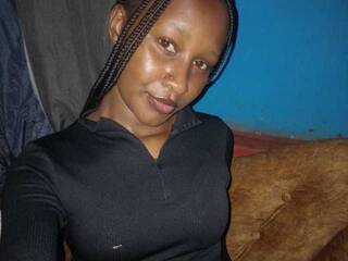 Erotic video chat Hornycee2